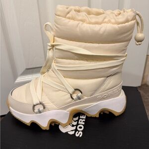 Sorel Kinetic Impact Ivory Snow Boots